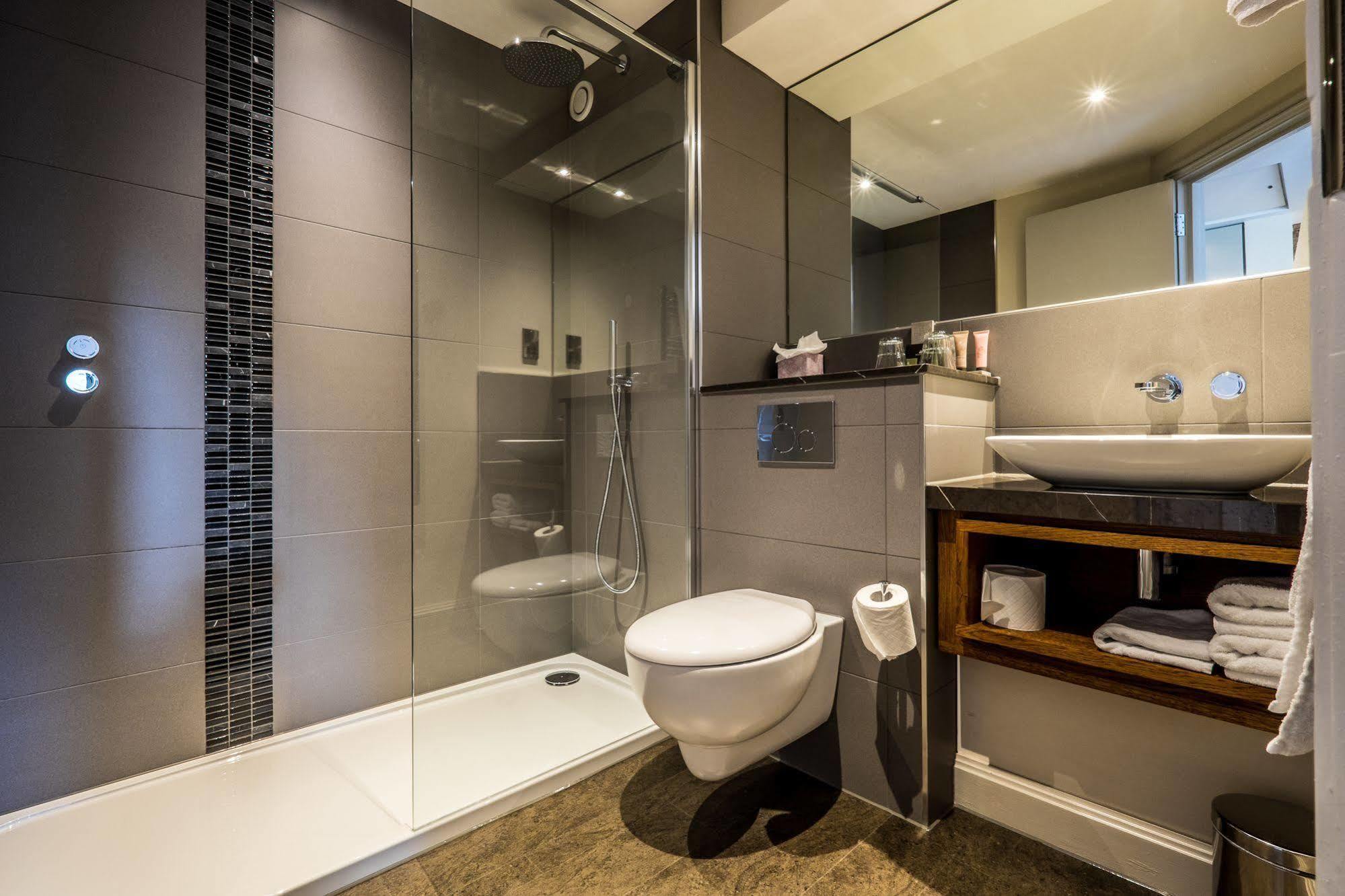 The Alexander Pope Hotel Twickenham Eksteriør bilde
